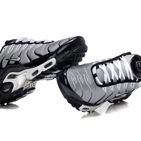 Air Vapormax TN Black Silver Metalic - Image 4